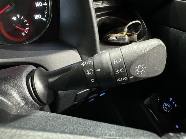 アルファード ２．５Ｓ　タイプゴールド　衝突被害軽減システム　メモリーナビ　フルセグ　バックカメラ　ＥＴＣ　ドラレコ　ＣＤ　ミュージックプレイヤー接続可　ＤＶＤ再生　後席モニター　オートクルーズコントロール　ＬＥＤヘッドランプ　乗車定員７人（27枚目）