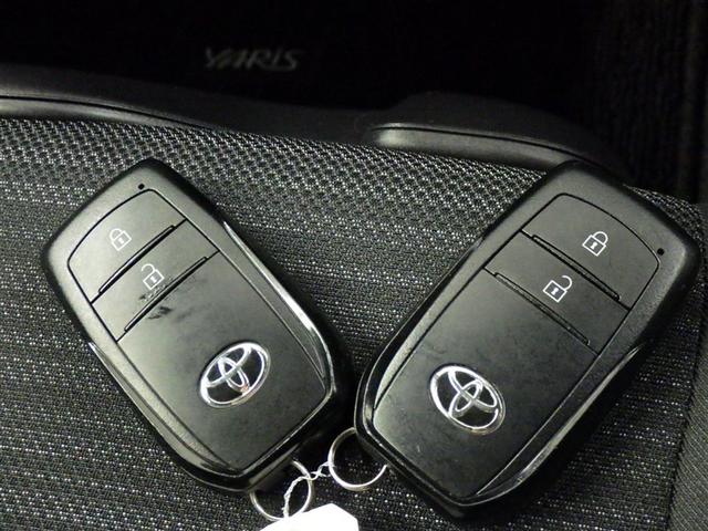 ヤリス ハイブリッドＺ　衝突被害軽減システム　メモリーナビ　バックカメラ　ＥＴＣ　ドラレコ　ミュージックプレイヤー接続可　オートクルーズコントロール　スマートキー　キーレス　ハイブリッド（26枚目）