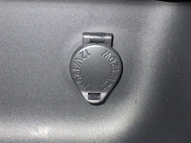 ヤリスクロス Ｚ　衝突被害軽減システム　メモリーナビ　フルセグ　バックカメラ　ＥＴＣ　ドラレコ　ＣＤ　ミュージックプレイヤー接続可　ＤＶＤ再生　電動シート　オートクルーズコントロール　スマートキー　キーレス（15枚目）