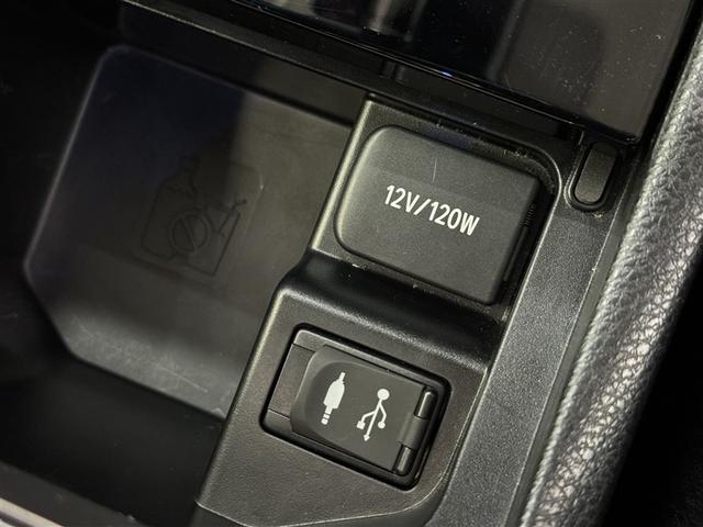 ハリアーハイブリッド プログレス 衝突被害軽減システム メモリーナビ フルセグ バックカメラ ETC CD ミュージックプレイヤー接続可 DVD再生 電動シート オートクルーズコントロール LEDヘッドランプ スマートキー キーレス(18枚目)