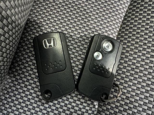 �����|�P�b�g�̒��ł��h�A�J�E�G���W���X�^�[�g���\�ȕ֗��ȃX�}�[�g�L�[�ł��I