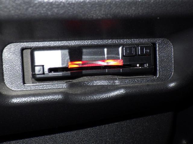 ハイエースバン スーパーＧＬ　ダークプライムＩＩ　衝突被害軽減システム　メモリーナビ　フルセグ　バックカメラ　ＥＴＣ　ＣＤ　ミュージックプレイヤー接続可　ＤＶＤ再生　ＬＥＤヘッドランプ　スマートキー　キーレス　ディーゼル（18枚目）