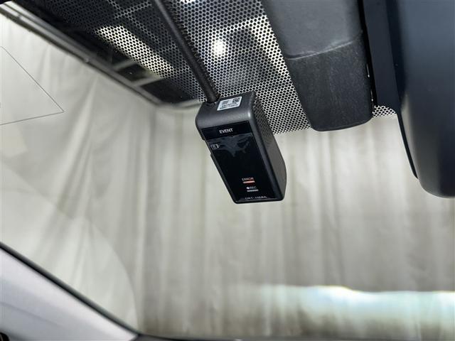 プリウス Ａ　衝突被害軽減システム　メモリーナビ　フルセグ　バックカメラ　ＥＴＣ　ドラレコ　ＣＤ　ミュージックプレイヤー接続可　ＤＶＤ再生　電動シート　オートクルーズコントロール　ＬＥＤヘッドランプ　スマートキー（25枚目）