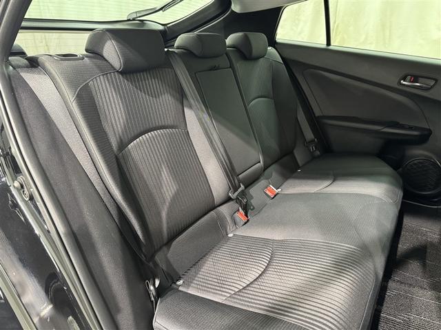 プリウス Ａ　衝突被害軽減システム　メモリーナビ　フルセグ　バックカメラ　ＥＴＣ　ドラレコ　ＣＤ　ミュージックプレイヤー接続可　ＤＶＤ再生　電動シート　オートクルーズコントロール　ＬＥＤヘッドランプ　スマートキー（29枚目）