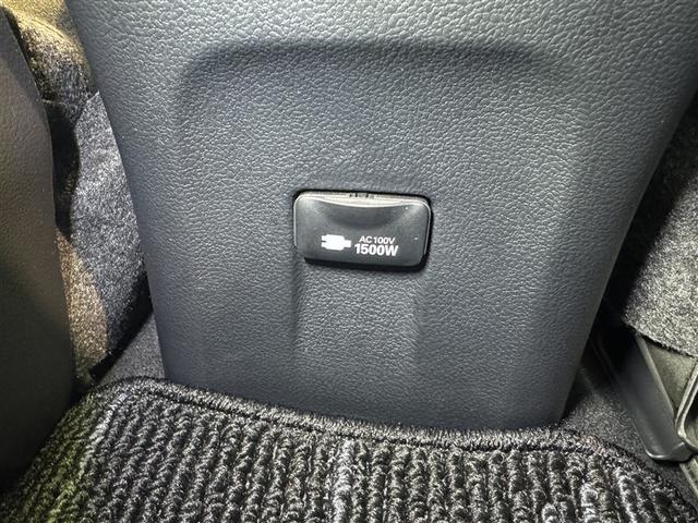 プリウス Ａ　衝突被害軽減システム　メモリーナビ　フルセグ　バックカメラ　ＥＴＣ　ドラレコ　ＣＤ　ミュージックプレイヤー接続可　ＤＶＤ再生　電動シート　オートクルーズコントロール　ＬＥＤヘッドランプ　スマートキー（30枚目）