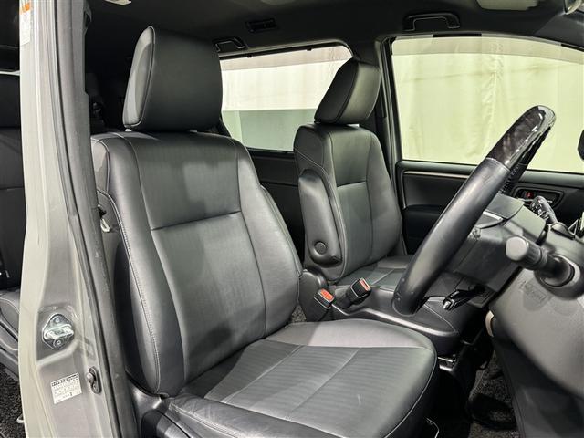 エスクァイア Ｇｉ　ブラックテーラード　衝突被害軽減システム　メモリーナビ　フルセグ　バックカメラ　ＥＴＣ　ＣＤ　ミュージックプレイヤー接続可　ＤＶＤ再生　オートクルーズコントロール　ＬＥＤヘッドランプ　両側電動スライド　乗車定員７人（25枚目）