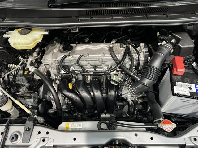 エスクァイア Ｇｉ　ブラックテーラード　衝突被害軽減システム　メモリーナビ　フルセグ　バックカメラ　ＥＴＣ　ＣＤ　ミュージックプレイヤー接続可　ＤＶＤ再生　オートクルーズコントロール　ＬＥＤヘッドランプ　両側電動スライド　乗車定員７人（31枚目）