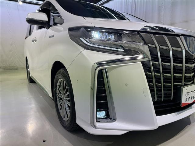 アルファードハイブリッド エグゼクティブラウンジＳ　衝突被害軽減システム　メモリーナビ　フルセグ　バックカメラ　ＥＴＣ　ドラレコ　ＣＤ　ミュージックプレイヤー接続可　ＤＶＤ再生　後席モニター　電動シート　オートクルーズコントロール　ＬＥＤヘッドランプ（8枚目）