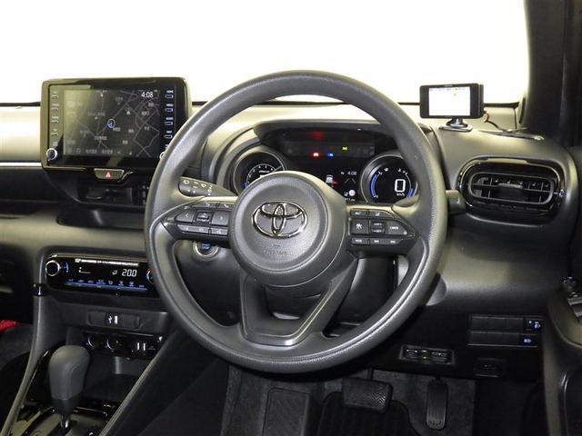 ヤリス Ｇ　衝突被害軽減システム　メモリーナビ　バックカメラ　ＥＴＣ　ドラレコ　ミュージックプレイヤー接続可　オートクルーズコントロール　ＬＥＤヘッドランプ　スマートキー　キーレス　ワンオーナー（8枚目）