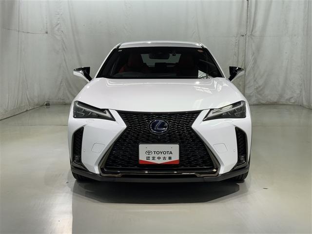 ＵＸ ＵＸ２５０ｈ　Ｆスポーツ　衝突被害軽減システム　メモリーナビ　フルセグ　バックカメラ　ＥＴＣ　ドラレコ　ＣＤ　ミュージックプレイヤー接続可　ＤＶＤ再生　電動シート　オートクルーズコントロール　ＬＥＤヘッドランプ　スマートキー（4枚目）