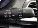 【オートライト】車外の明るさに応じて、自動的にライトの点灯・消灯をしてくれます。