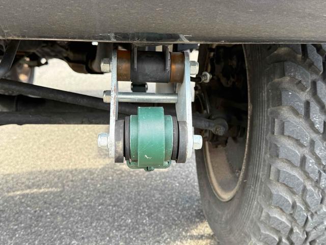 ジムニー HC 4WD MT アルミホイール リフトアップ公認 エアコンレス(14枚目)