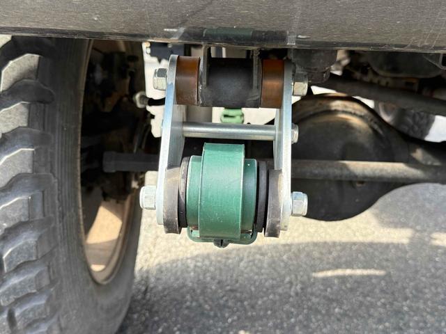 ジムニー HC 4WD MT アルミホイール リフトアップ公認 エアコンレス(15枚目)