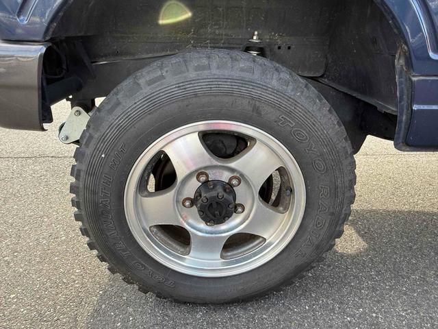 ジムニー HC 4WD MT アルミホイール リフトアップ公認 エアコンレス(19枚目)