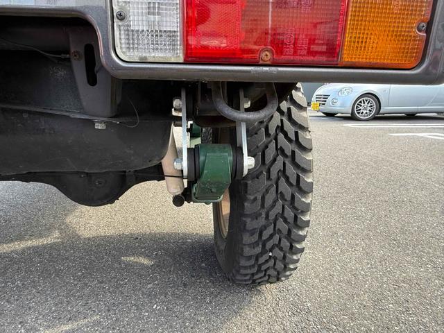 ジムニー HC 4WD MT アルミホイール リフトアップ公認 エアコンレス(27枚目)