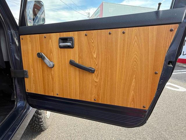 ジムニー HC 4WD MT アルミホイール リフトアップ公認 エアコンレス(33枚目)