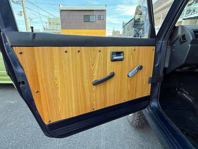 ジムニー HC 4WD MT アルミホイール リフトアップ公認 エアコンレス(49枚目)