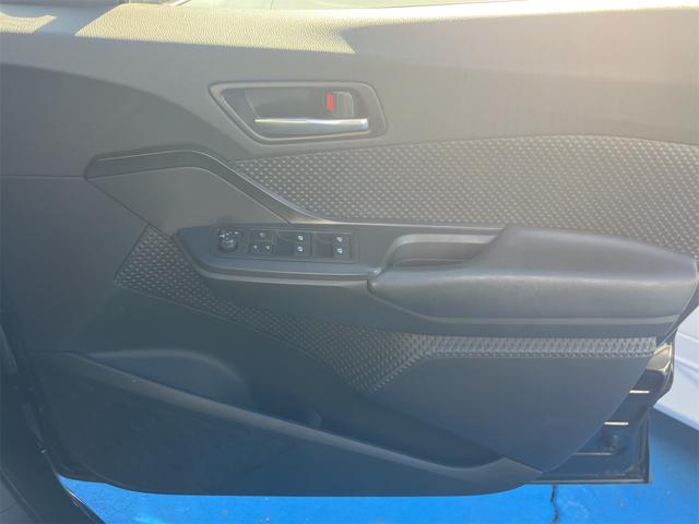 Ｃ－ＨＲ Ｓ　ＬＥＤパッケージ（19枚目）