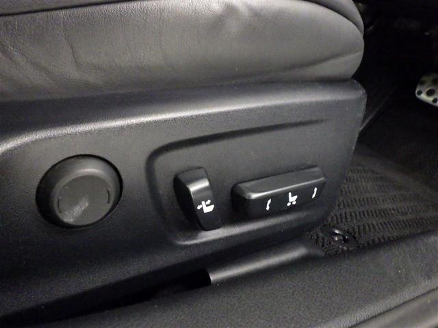 ＩＳ ＩＳ３００ｈ　Ｆスポーツ　衝突被害軽減システム　メモリーナビ　フルセグ　バックカメラ　ＥＴＣ　ＣＤ　ミュージックプレイヤー接続可　ＤＶＤ再生　電動シート　オートクルーズコントロール　ＬＥＤヘッドランプ　スマートキー　キーレス（24枚目）