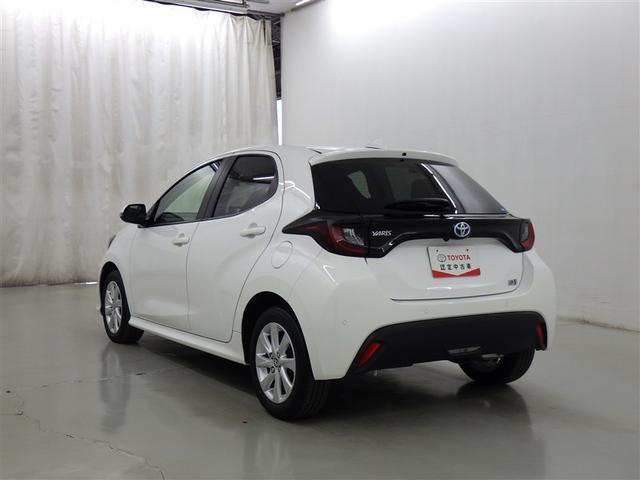 ヤリス ハイブリッドＧ　衝突被害軽減システム　メモリーナビ　バックカメラ　ＥＴＣ　ドラレコ　ＣＤ　ミュージックプレイヤー接続可　オートクルーズコントロール　スマートキー　キーレス　ハイブリッド（5枚目）