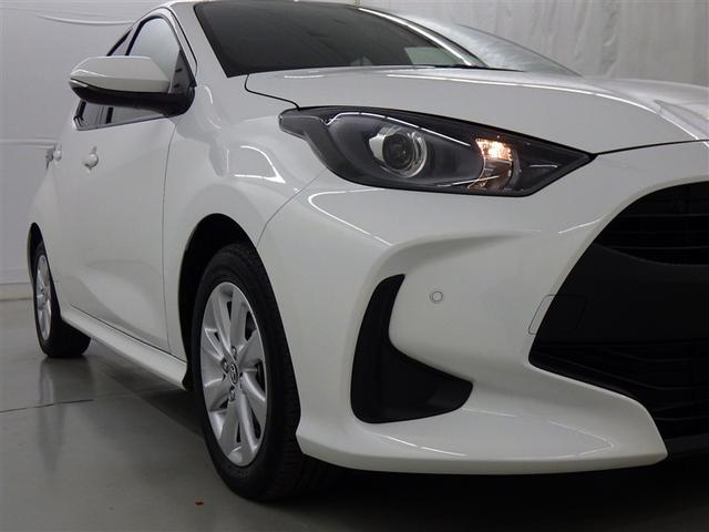 ヤリス ハイブリッドＧ　衝突被害軽減システム　メモリーナビ　バックカメラ　ＥＴＣ　ドラレコ　ＣＤ　ミュージックプレイヤー接続可　オートクルーズコントロール　スマートキー　キーレス　ハイブリッド（7枚目）