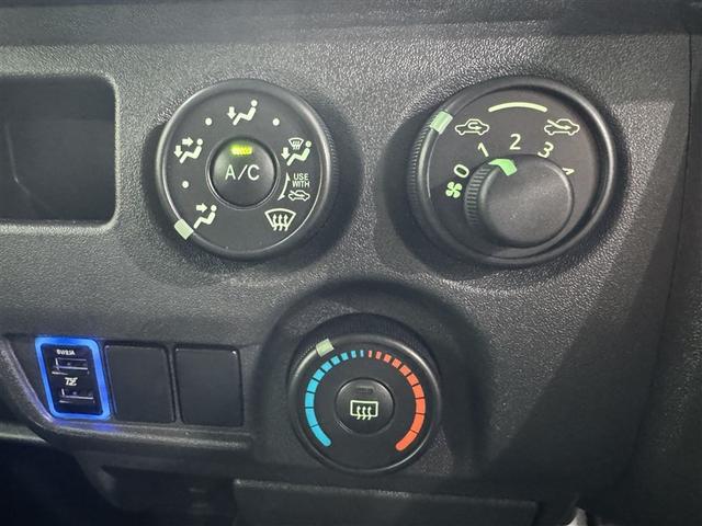 ハイエースバン ロングDX 衝突被害軽減システム メモリーナビ フルセグ バックカメラ ETC ドラレコ CD ミュージックプレイヤー接続可 DVD再生 LEDヘッドランプ 乗車定員6人 キーレス(13枚目)