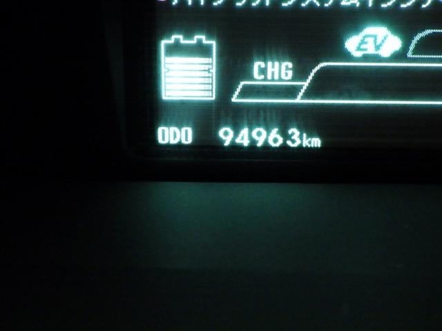 プリウス S メモリーナビ フルセグ バックカメラ ETC ミュージックプレイヤー接続可 HIDヘッドライト スマートキー キーレス ハイブリッド(19枚目)