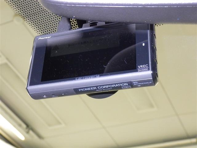 ハイエースバン ＤＸ　ＧＬパッケージ　メモリーナビ　フルセグ　バックカメラ　ＥＴＣ　ドラレコ　ＣＤ　ミュージックプレイヤー接続可　ＤＶＤ再生　乗車定員６人　キーレス　ディーゼル（17枚目）