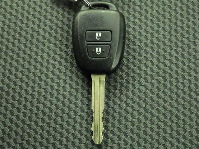 ハイエースバン ＤＸ　ＧＬパッケージ　メモリーナビ　フルセグ　バックカメラ　ＥＴＣ　ドラレコ　ＣＤ　ミュージックプレイヤー接続可　ＤＶＤ再生　乗車定員６人　キーレス　ディーゼル（19枚目）