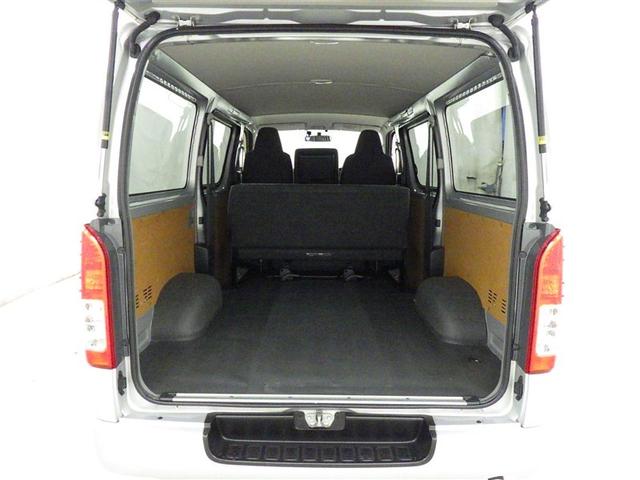 ハイエースバン ＤＸ　ＧＬパッケージ　メモリーナビ　フルセグ　バックカメラ　ＥＴＣ　ドラレコ　ＣＤ　ミュージックプレイヤー接続可　ＤＶＤ再生　乗車定員６人　キーレス　ディーゼル（22枚目）