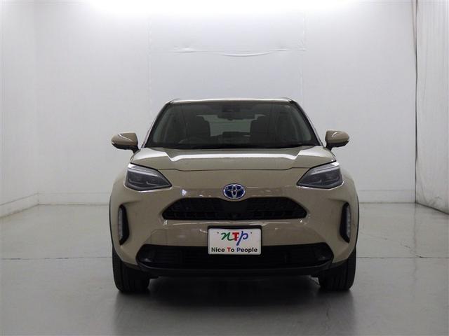 ヤリスクロス ハイブリッドＺ　衝突被害軽減システム　バックカメラ　ＥＴＣ　ドラレコ　ミュージックプレイヤー接続可　電動シート　オートクルーズコントロール　ＬＥＤヘッドランプ　スマートキー　キーレス　ハイブリッド（3枚目）