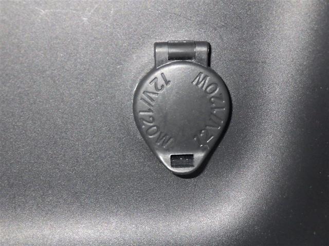 ヤリスクロス ハイブリッドＺ　衝突被害軽減システム　バックカメラ　ＥＴＣ　ドラレコ　ミュージックプレイヤー接続可　電動シート　オートクルーズコントロール　ＬＥＤヘッドランプ　スマートキー　キーレス　ハイブリッド（13枚目）