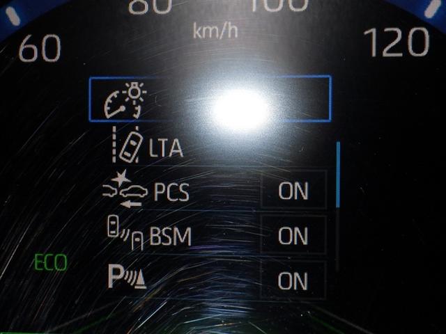 ヤリスクロス ハイブリッドＺ　衝突被害軽減システム　バックカメラ　ＥＴＣ　ドラレコ　ミュージックプレイヤー接続可　電動シート　オートクルーズコントロール　ＬＥＤヘッドランプ　スマートキー　キーレス　ハイブリッド（21枚目）