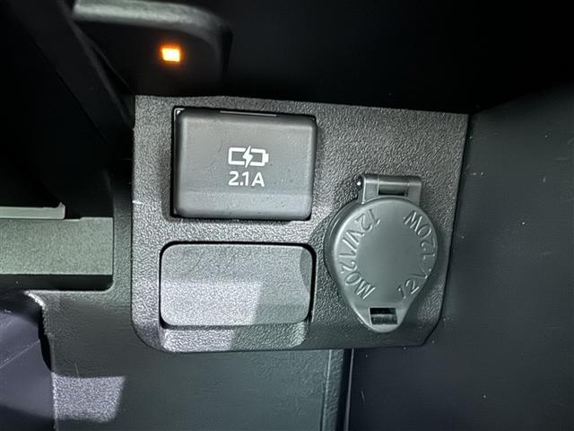 プロボックス ハイブリッドＤＸ　コンフォート　衝突被害軽減システム　メモリーナビ　バックカメラ　ＥＴＣ　ＣＤ　ミュージックプレイヤー接続可　ＤＶＤ再生　キーレス　ハイブリッド（11枚目）