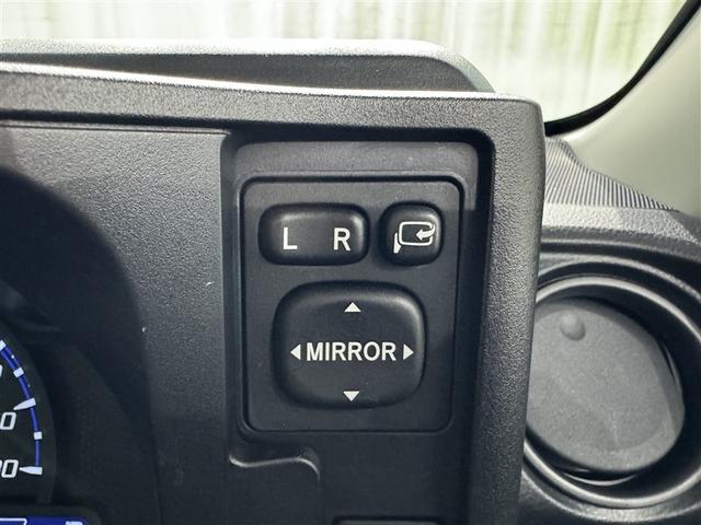 プロボックス ハイブリッドＤＸ　コンフォート　衝突被害軽減システム　メモリーナビ　バックカメラ　ＥＴＣ　ＣＤ　ミュージックプレイヤー接続可　ＤＶＤ再生　キーレス　ハイブリッド（14枚目）