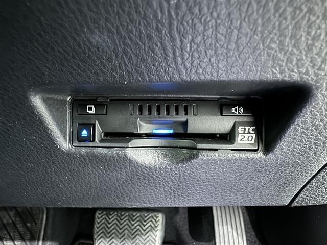 Ｃ－ＨＲ Ｇ　モード　ネロ　セーフティプラス　衝突被害軽減システム　メモリーナビ　バックカメラ　ＥＴＣ　ドラレコ　ミュージックプレイヤー接続可　オートクルーズコントロール　ＬＥＤヘッドランプ　スマートキー　キーレス　ハイブリッド　ワンオーナー（12枚目）