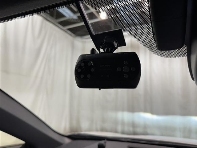 Ｃ－ＨＲ Ｇ　モード　ネロ　セーフティプラス　衝突被害軽減システム　メモリーナビ　バックカメラ　ＥＴＣ　ドラレコ　ミュージックプレイヤー接続可　オートクルーズコントロール　ＬＥＤヘッドランプ　スマートキー　キーレス　ハイブリッド　ワンオーナー（25枚目）