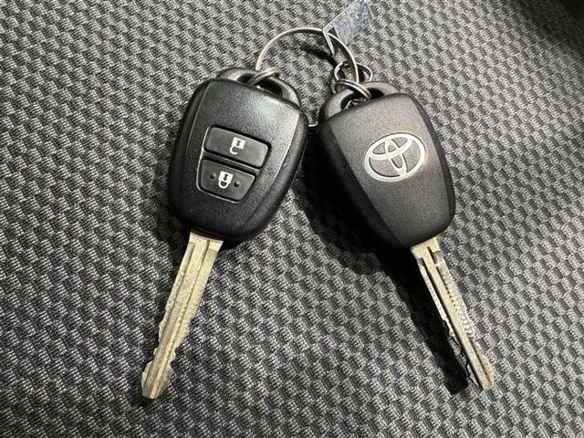 ハイエースバン ＤＸ　ＧＬパッケージ　衝突被害軽減システム　メモリーナビ　ワンセグ　バックカメラ　ＥＴＣ　ＣＤ　ミュージックプレイヤー接続可　キーレス（22枚目）