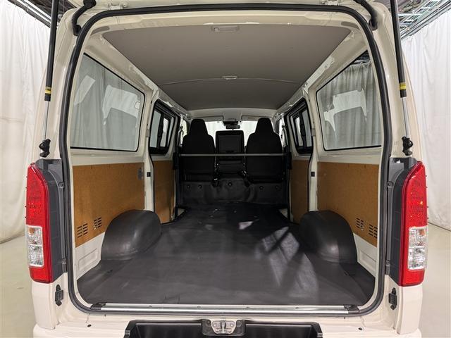 ハイエースバン ＤＸ　ＧＬパッケージ　衝突被害軽減システム　メモリーナビ　ワンセグ　バックカメラ　ＥＴＣ　ＣＤ　ミュージックプレイヤー接続可　キーレス（24枚目）