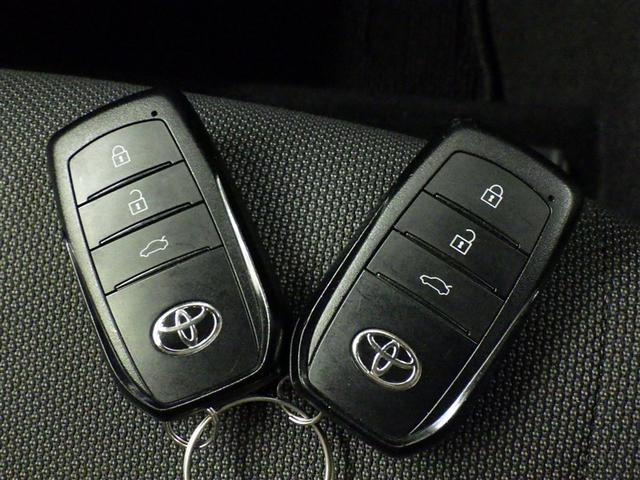 カローラ ハイブリッド　Ｇ　衝突被害軽減システム　メモリーナビ　フルセグ　バックカメラ　ＥＴＣ　ドラレコ　ミュージックプレイヤー接続可　オートクルーズコントロール　ＬＥＤヘッドランプ　スマートキー　キーレス　ハイブリッド（22枚目）