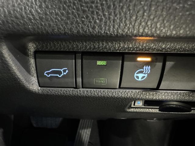 RAV4 G Zパッケージ 衝突被害軽減システム メモリーナビ フルセグ バックカメラ ETC ドラレコ ミュージックプレイヤー接続可 電動シート オートクルーズコントロール LEDヘッドランプ スマートキー キーレス 4WD(19枚目)