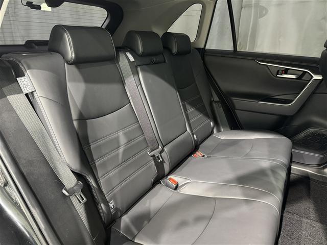 RAV4 G Zパッケージ 衝突被害軽減システム メモリーナビ フルセグ バックカメラ ETC ドラレコ ミュージックプレイヤー接続可 電動シート オートクルーズコントロール LEDヘッドランプ スマートキー キーレス 4WD(32枚目)