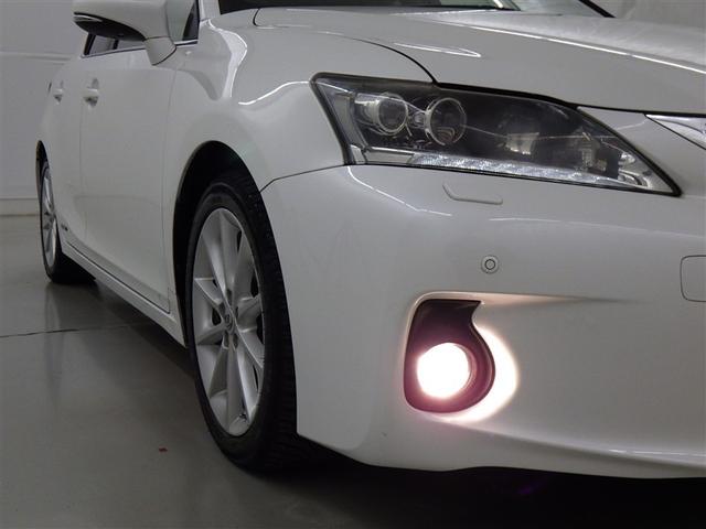 ���邢���C�g���铹�𖾂邭�Ƃ炵�Ă���܂��B�@�^�]�����ŁA���H�󋵂������ɑ����F���ł��邩�d�v�ȃ|�C���g�ł��B�@���F�����Â��������邭�Ƃ炵�Ă���܂���B