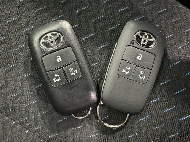 ルーミー カスタムＧ　衝突被害軽減システム　メモリーナビ　フルセグ　バックカメラ　ＥＴＣ　ドラレコ　ＣＤ　ミュージックプレイヤー接続可　ＤＶＤ再生　オートクルーズコントロール　ＬＥＤヘッドランプ　両側電動スライド　キーレス（27枚目）