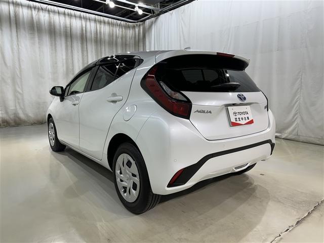 アクア X 衝突被害軽減システム メモリーナビ バックカメラ ETC ドラレコ ミュージックプレイヤー接続可 オートクルーズコントロール LEDヘッドランプ スマートキー キーレス ハイブリッド(5枚目)