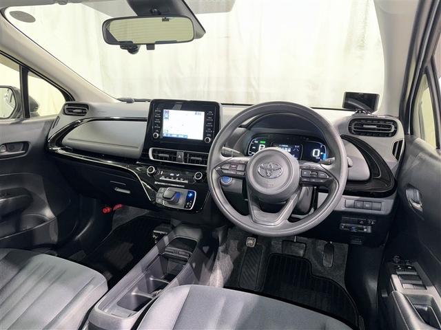 アクア X 衝突被害軽減システム メモリーナビ バックカメラ ETC ドラレコ ミュージックプレイヤー接続可 オートクルーズコントロール LEDヘッドランプ スマートキー キーレス ハイブリッド(8枚目)