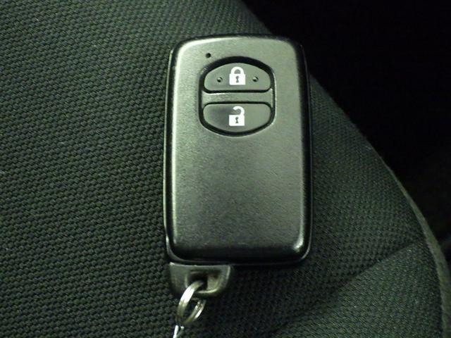 アクア Sスタイルブラック 衝突被害軽減システム メモリーナビ フルセグ バックカメラ ETC ドラレコ CD ミュージックプレイヤー接続可 DVD再生 スマートキー キーレス ハイブリッド(24枚目)