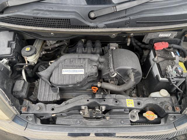 N-BOXカスタム G・Lパッケージ スマートキー 片側電動スライド(4枚目)