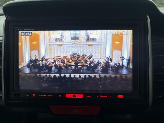 N-BOXカスタム G SSパッケージ スマートキー フルセグTV 両側電動スライド(6枚目)