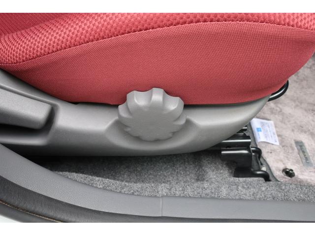 タイプS 4WD スーパーチャージャー HIDヘッド YUPITERUポータブルナビ地デジ 前後2カメラドライブレコーダー ETC オートエアコン 純正15inchアルミ キーレス 赤黒革巻ハンドル&シフトレバ(33枚目)